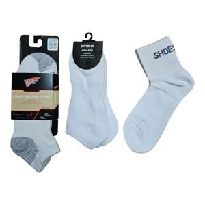 Mixed Lot Of Men's White Lowcut Socks And Ankle Socks, 4 Pairs Total One Size